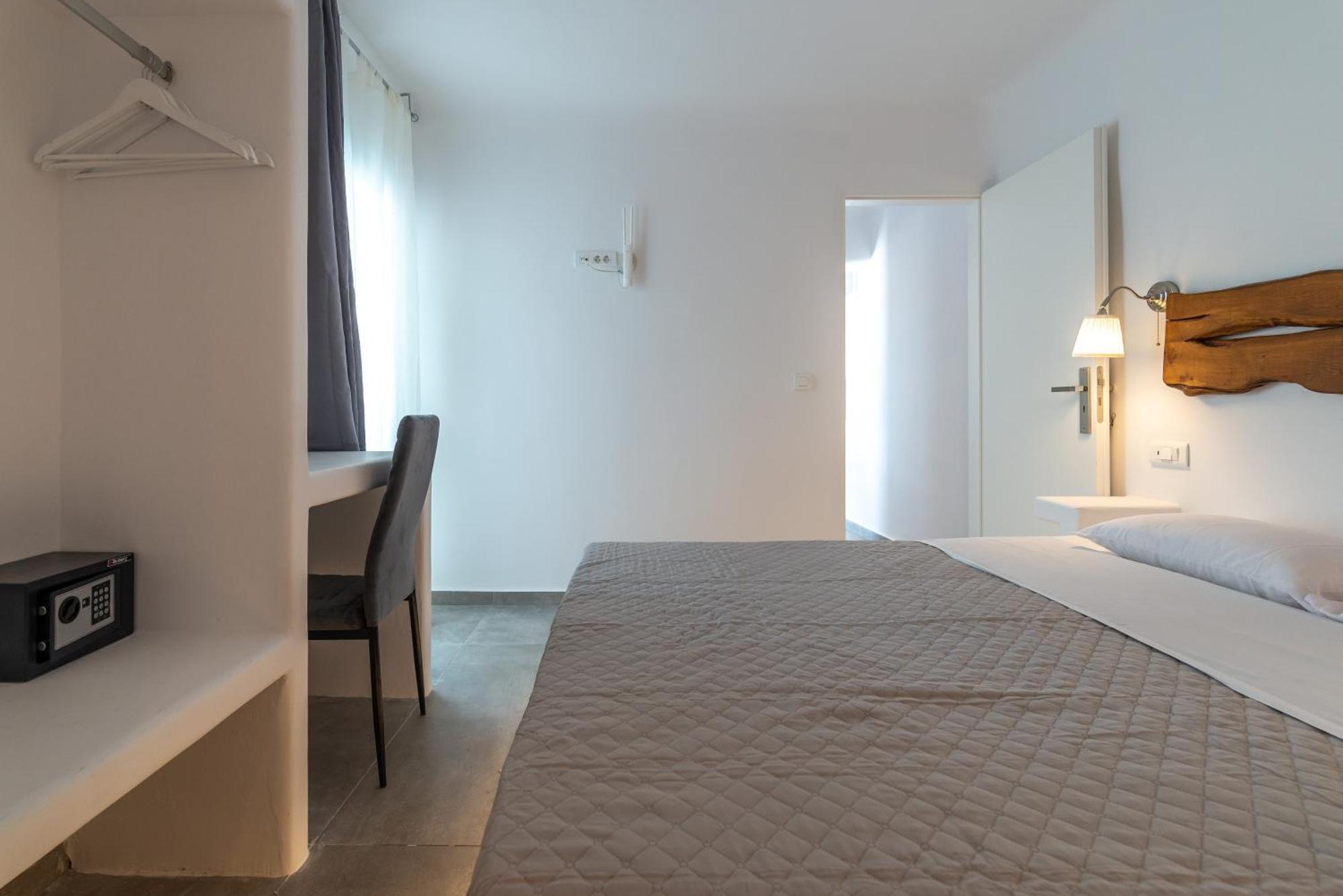 Miramare Suites Mykonos Merchia Beach Esterno foto
